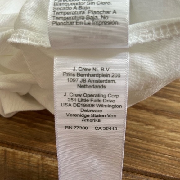 NWT J. Crew Apple Graphic Tee - Picture 15 of 16